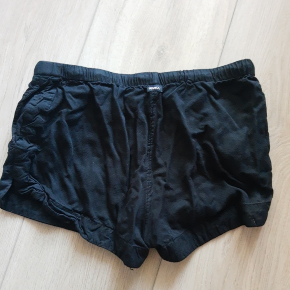 RVCA coverup casual shorts bundle - Picture 4 of 9